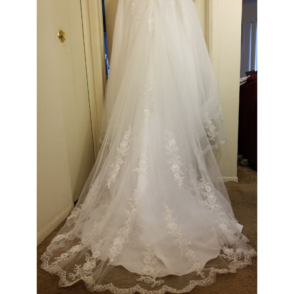 Dress - Picture 7 of 12
